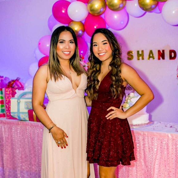 Meet your Posher, Sophia - Picture 2 of 7